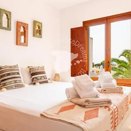 Stunning Ifach & Sea Views Stylish Casa Sonedo *