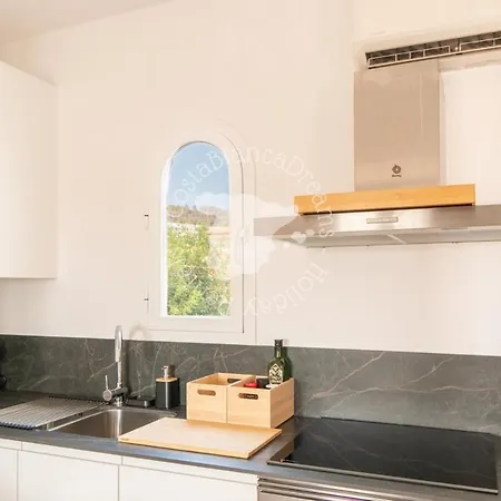 Lejlighed Stunning Ifach & Sea Views Stylish Casa Sonedo *