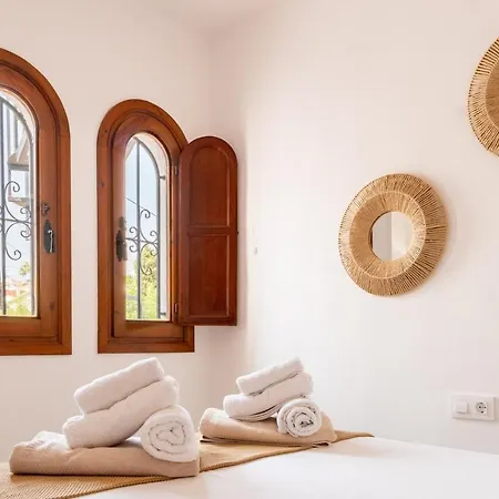 Stunning Ifach & Sea Views Stylish Casa Sonedo Calpe
