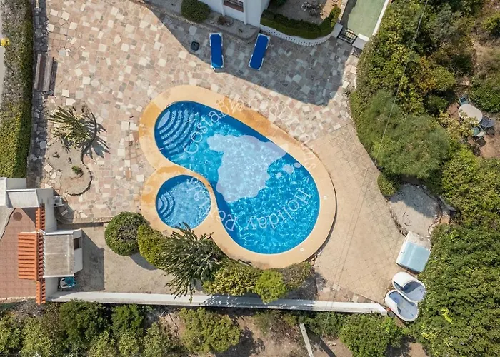 Stunning Ifach & Sea Views Stylish Casa Sonedo *