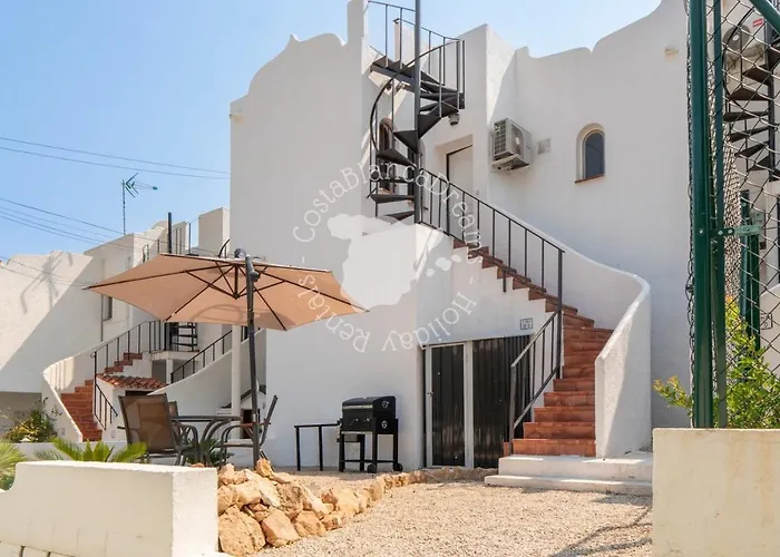 Stunning Ifach & Sea Views Stylish Casa Sonedo